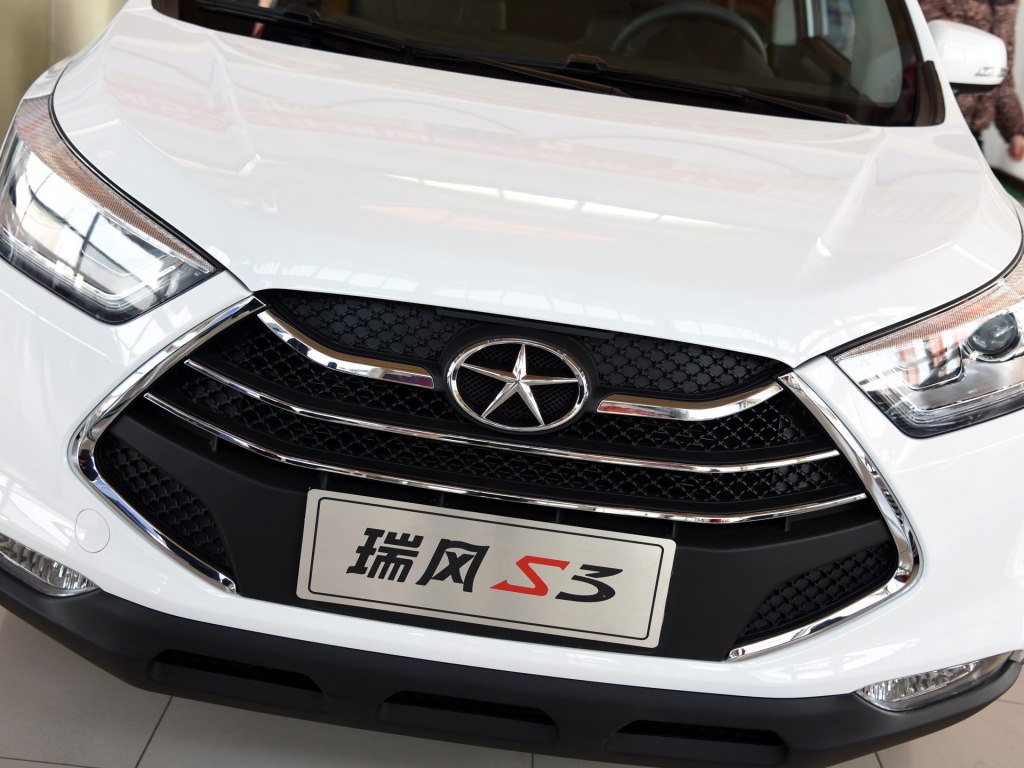 江淮汽车 瑞风s3 2015款 1.5l 手动豪华智能尊享版