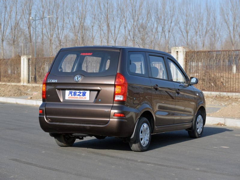 东风小康 东风风光330 2014款 1.5l 手动实用型dk15