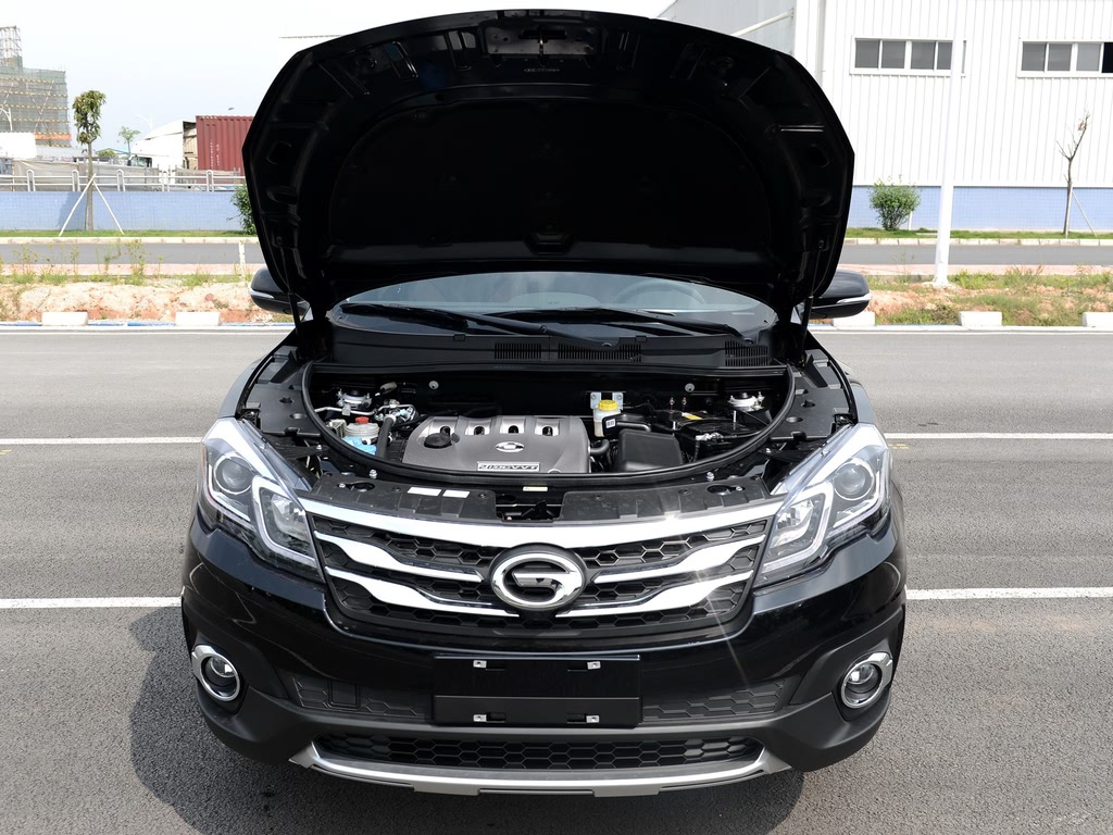 广汽乘用车 传祺gs5 super 2015款 2.0l 手动两驱精英版