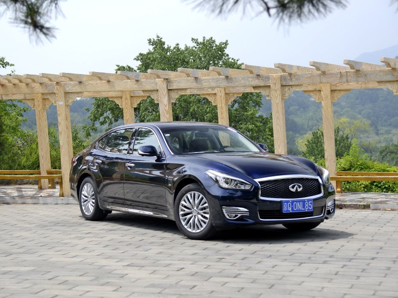 英菲尼迪(进口) 英菲尼迪q70 2015款 q70l 2.5l 奢华版