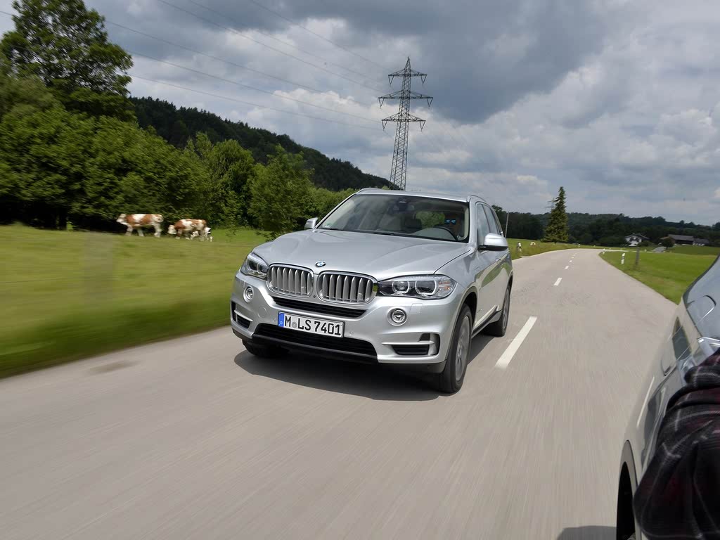 宝马(进口) 宝马x5新能源 2016款 xdrive40e