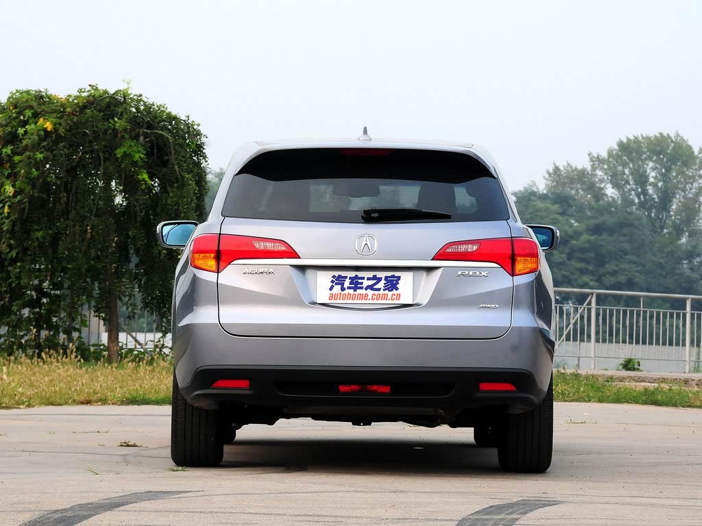 讴歌(进口) 讴歌rdx(进口) 2013款 3.5l 四驱豪华版