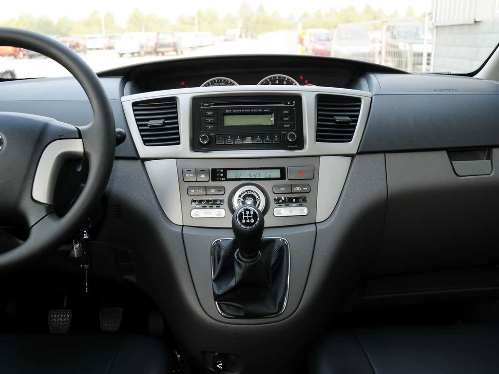 长城汽车 长城v80 2012款 1.5t 手动雅尚型