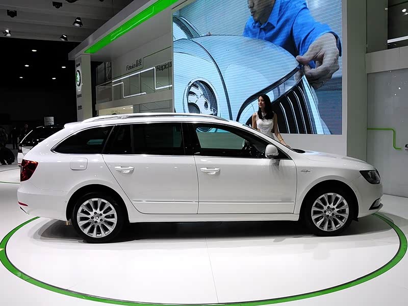 速派旅行版参数 800x0_q87_autohomecar__y_20131121220454810-1.jpg