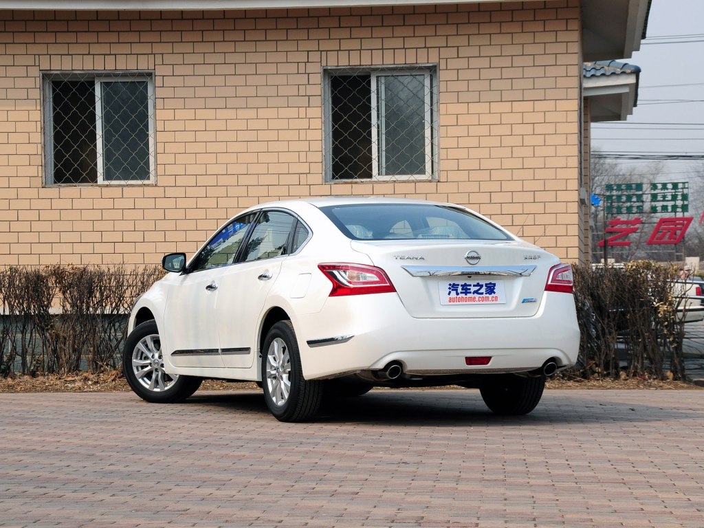 东风日产 天籁 2013款 2.0l xl舒适版