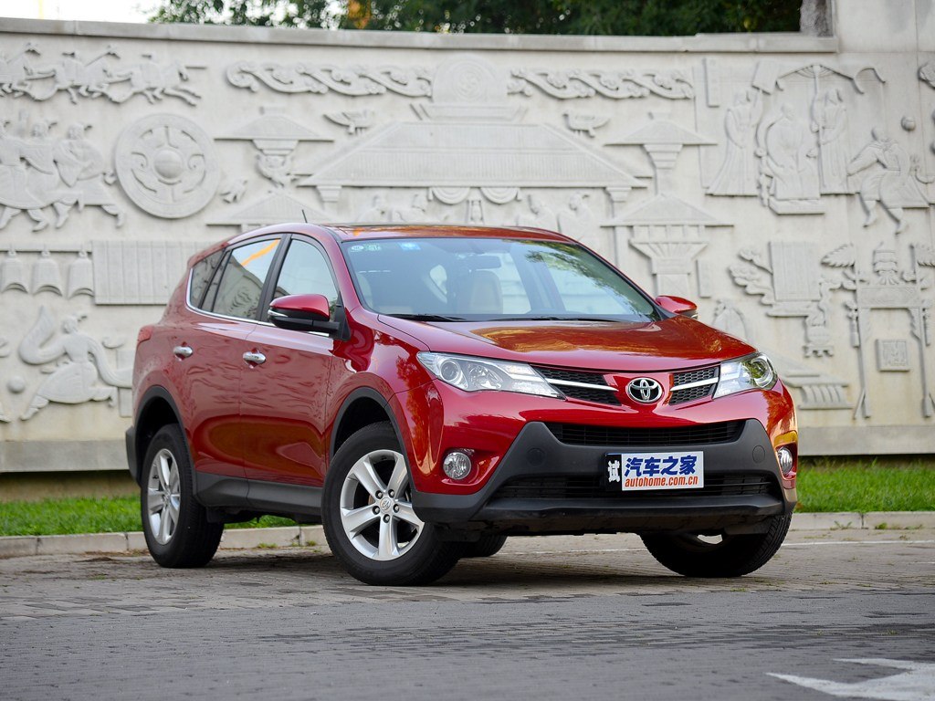 一汽丰田 rav4荣放 2013款 2.0l cvt四驱新锐版