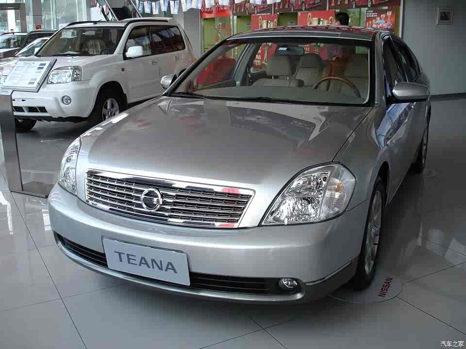 東風(fēng)日產(chǎn) 天籟 2004款 350JM-VIP 東風(fēng)日產(chǎn) 天籟 2004款 350JM-VIP