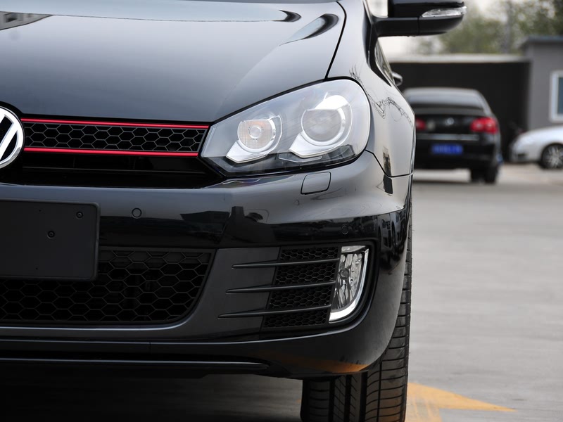 一汽-大众 高尔夫 2012款 2.0tsi gti