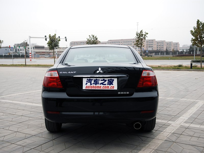 东南汽车 三菱戈蓝 2007款 2.4l 旗舰型