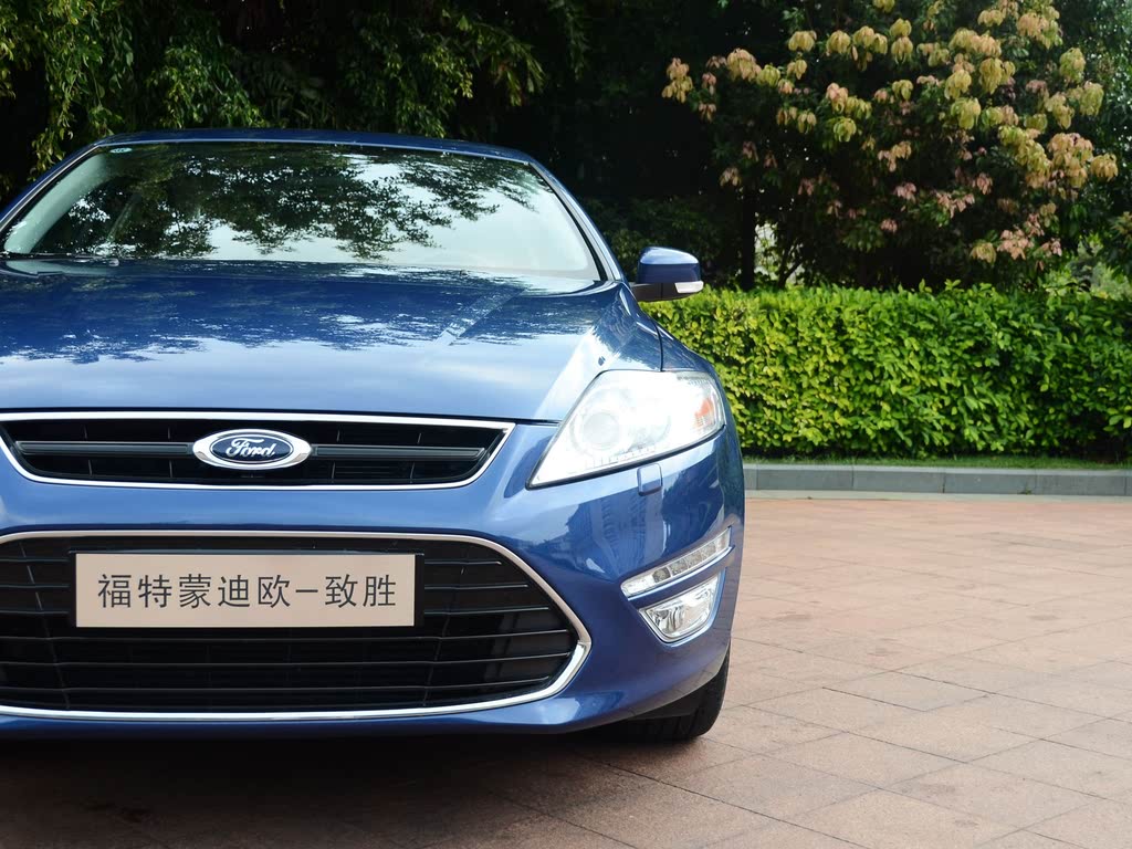 长安福特 蒙迪欧-致胜 2011款 2.0l gtdi240豪华运动导航版