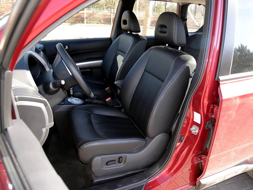 郑州日产 东风风度mx6 2015款 2.0l cvt四驱梦想版