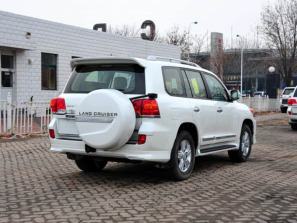 丰田(进口) 兰德酷路泽(进口) 2015款 4.0l v6 中东限量版