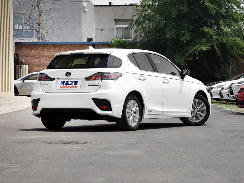 雷克萨斯 雷克萨斯ct 2015款 ct200h 暗夜骑士版