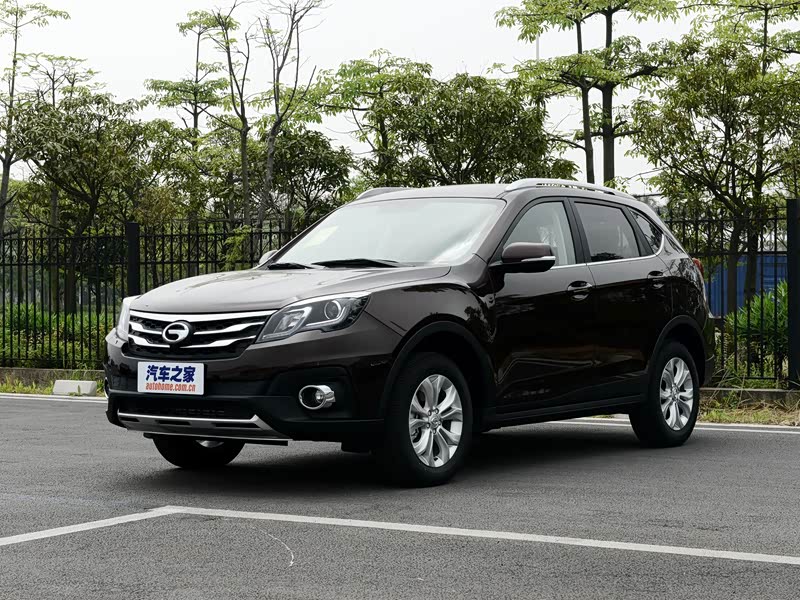 广汽乘用车 传祺gs5 super 2015款 2.0l 自动两驱精英版