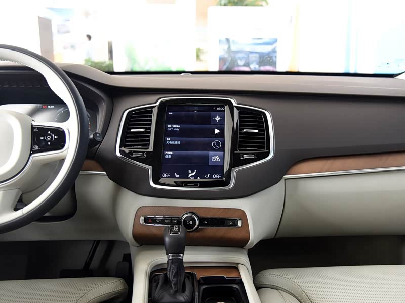 沃尔沃(进口) 沃尔沃xc90 2015款 t6 智雅版 7座