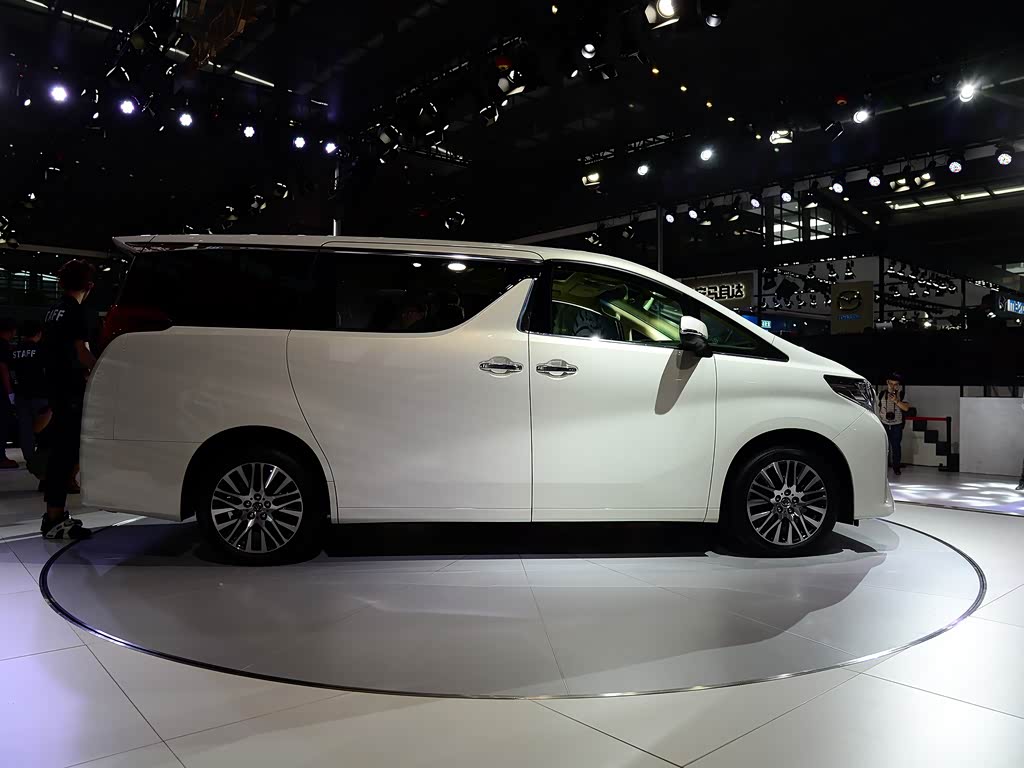 丰田(进口) 埃尔法 2015款 3.5l 尊贵版