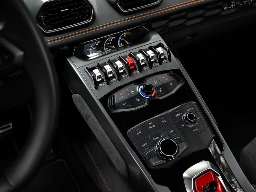 兰博基尼 huracan 2014款 lp 610-4 中控方向盘 已经是最后一张,您还