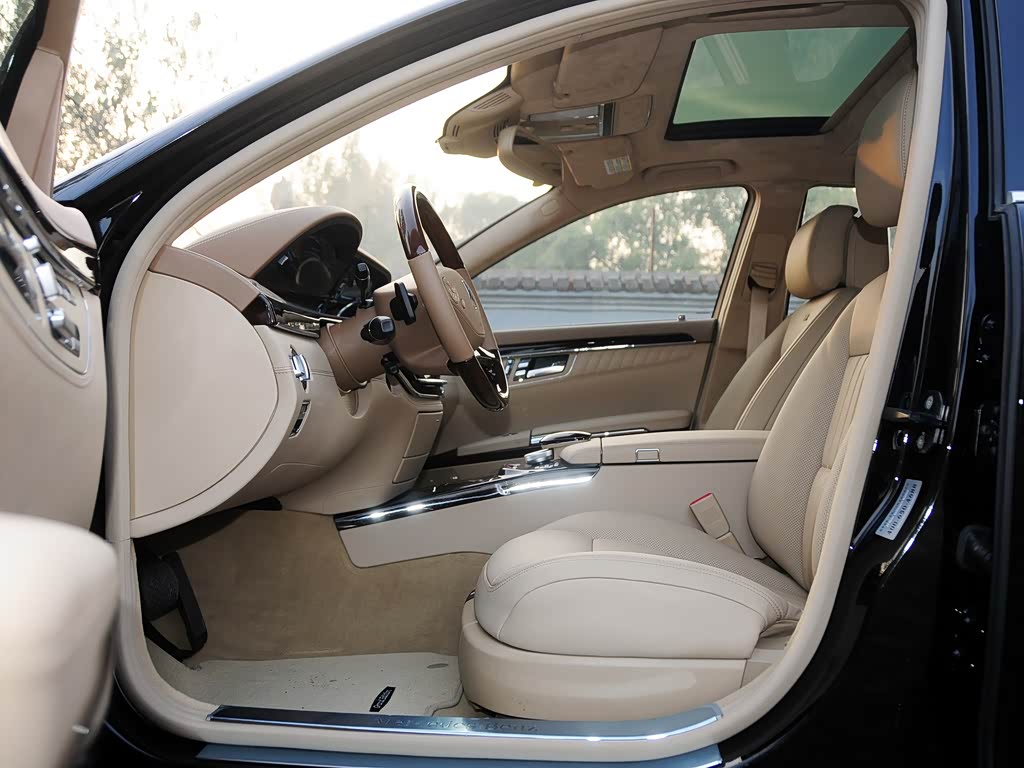 奔驰(进口) 奔驰s级 2012款 s 600 l grand edition