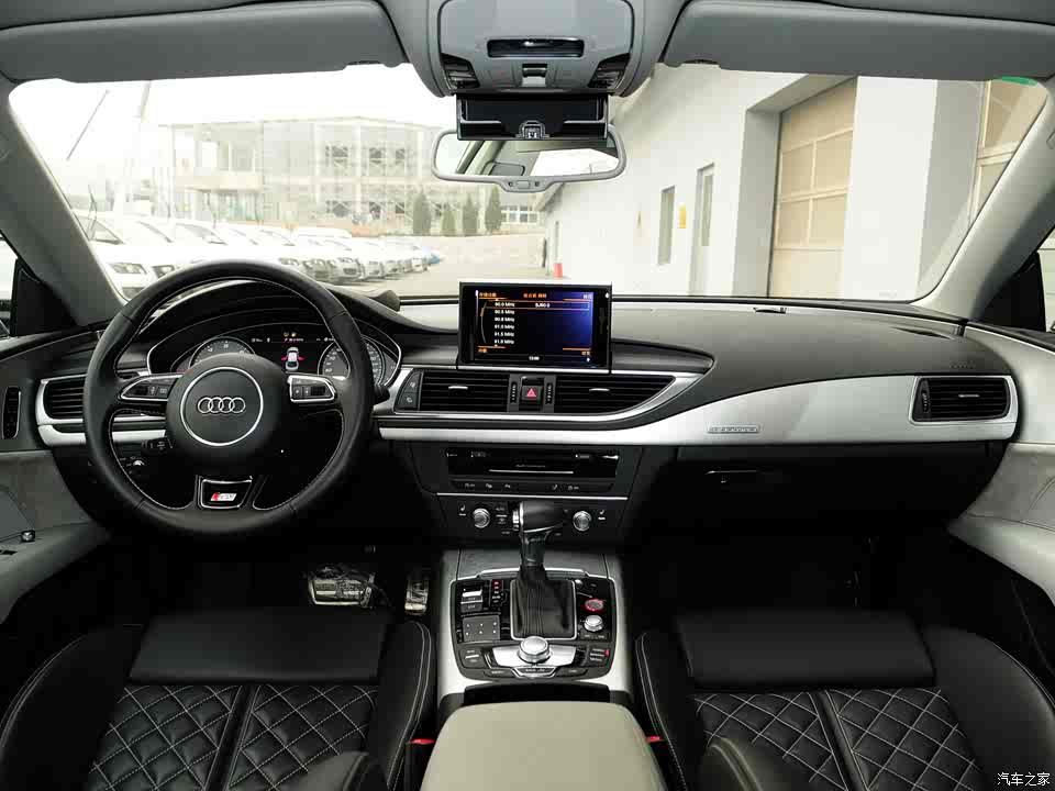 『奥迪s7内饰实拍图』