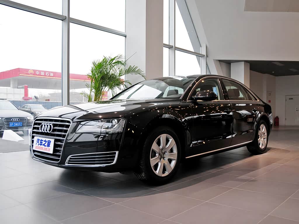 奥迪(进口) 奥迪a8 2013款 a8l 30 fsi 舒适型