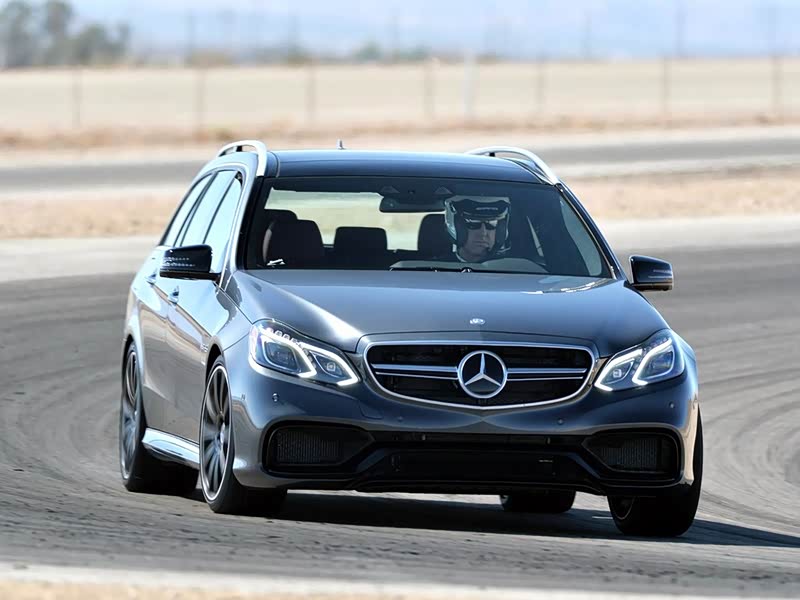 梅赛德斯-amg 奔驰e级amg 2014款 amg e 63 s 4matic wagon 车身外观