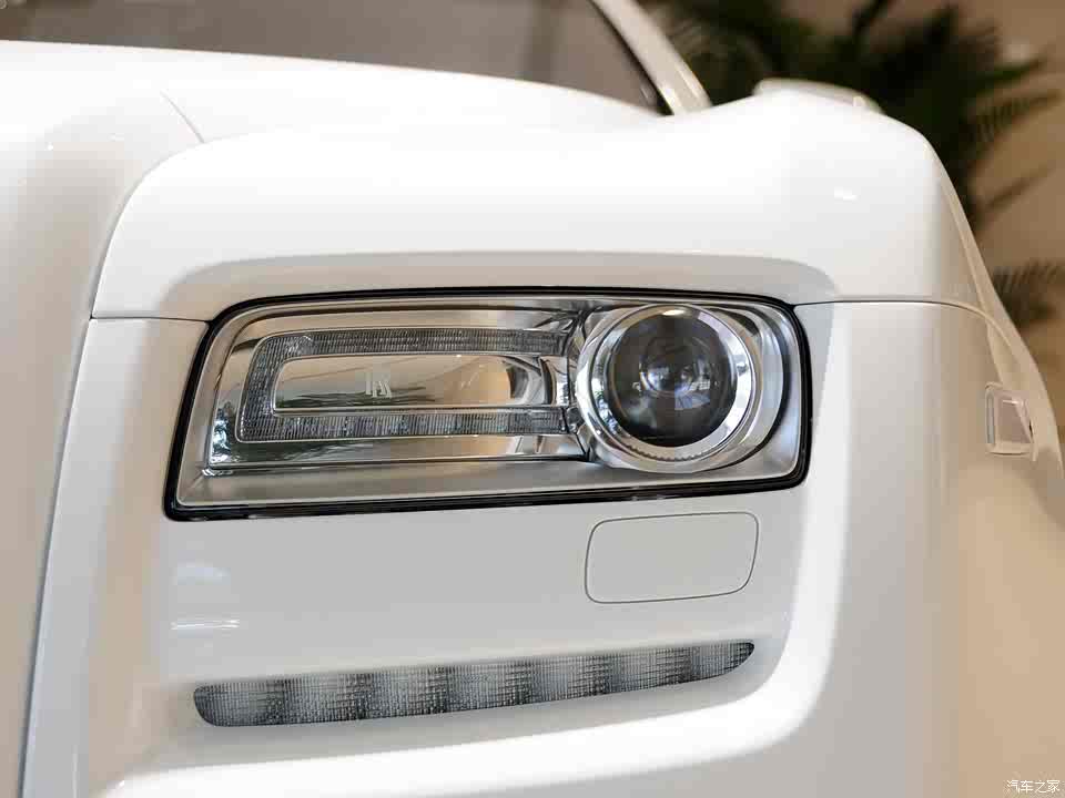 全新大灯设计 劳斯莱斯古思特ii预告图