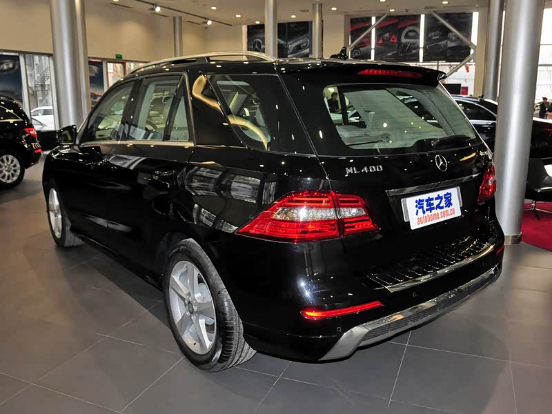 奔驰(进口) 奔驰m级 2014款 ml 400 4matic动感型 黑色 车身外观 已经