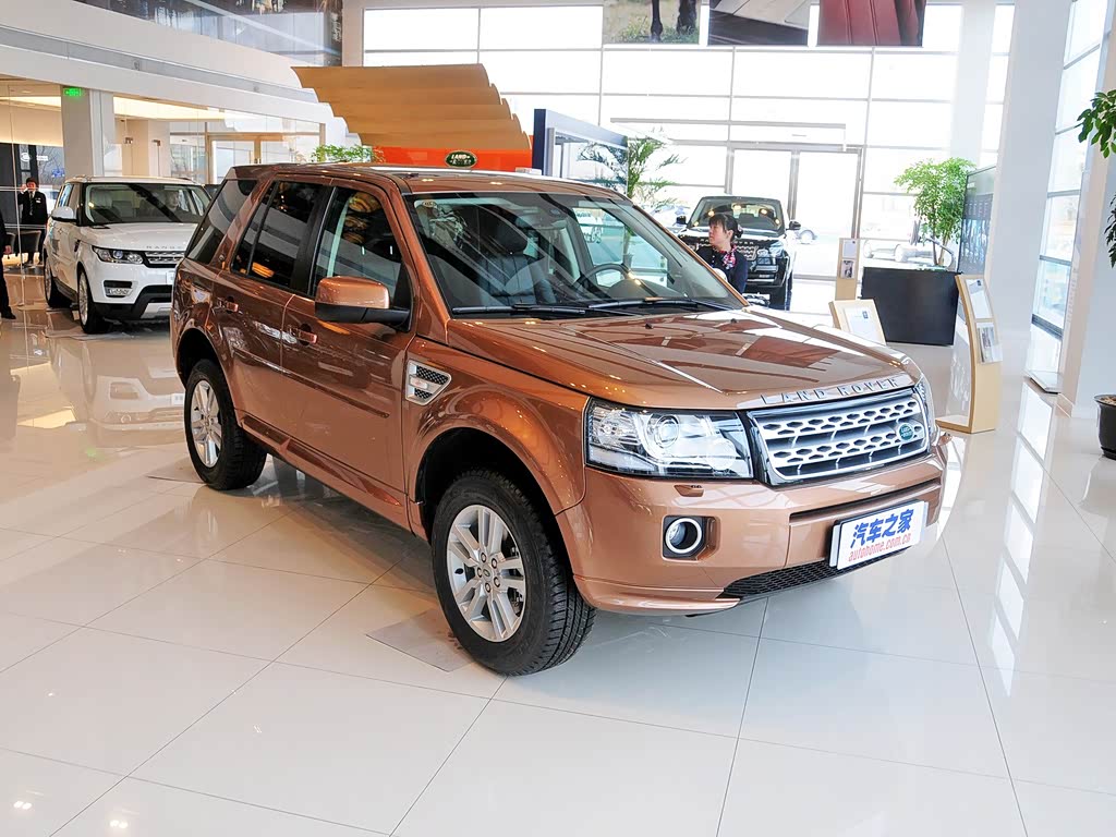 路虎(进口) 神行者2 2013款 2.0t si4 se汽油版