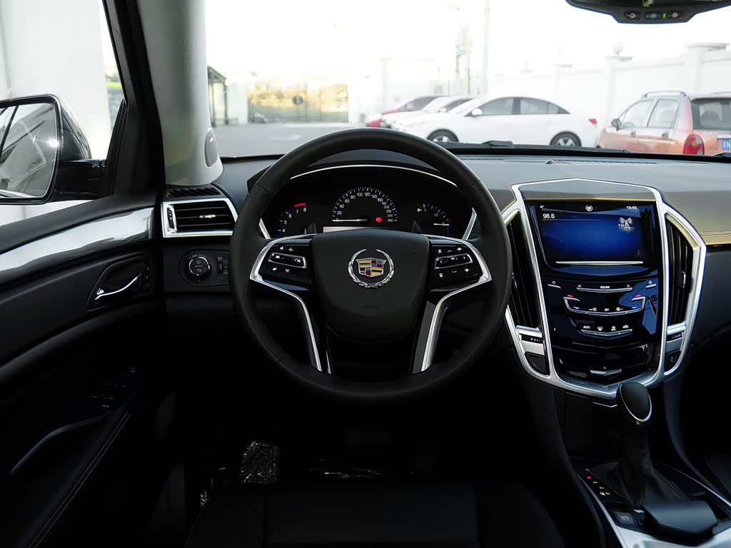 凯迪拉克(进口) 凯迪拉克srx 2014款 3.0l 舒适型