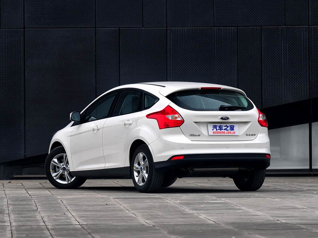 长安福特 福克斯 2012款 两厢 1.6l 自动风尚型