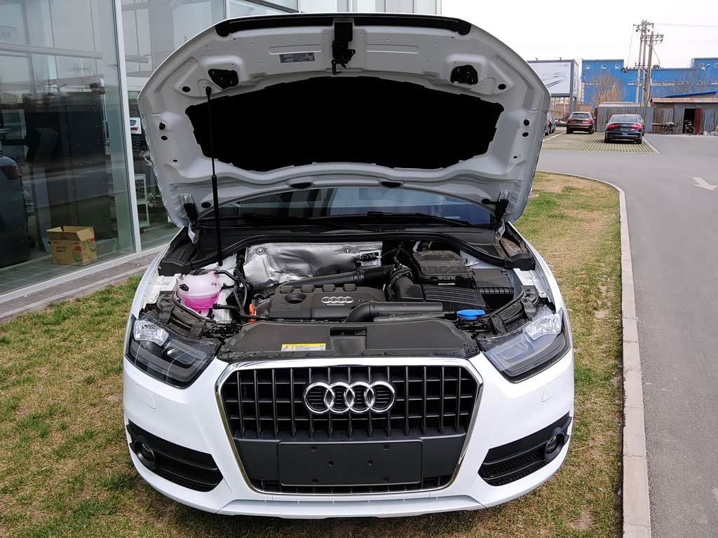 一汽-大众奥迪 奥迪q3 2013款 35 tfsi 进取型