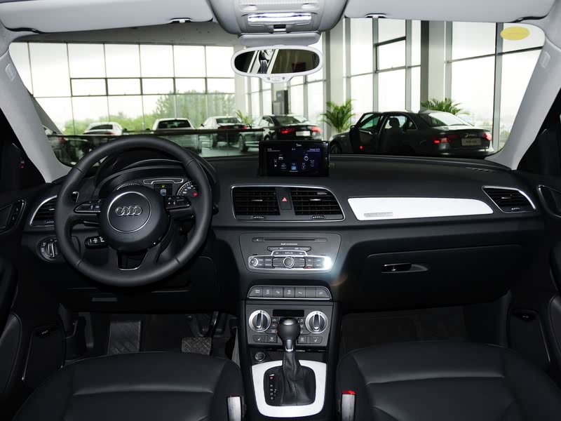 һµ µQ3 2013 40 TFSI quattro 