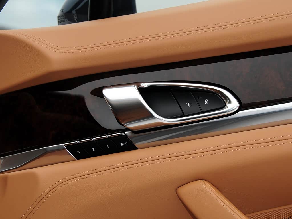 保时捷 panamera 2014款 panamera turbo executive 4.8t