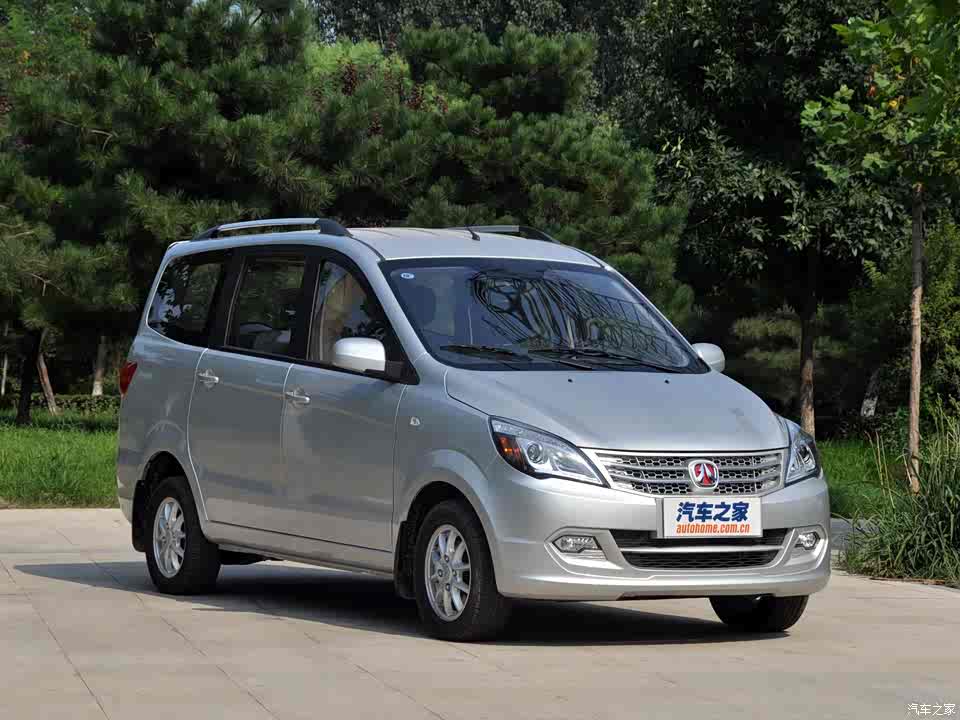 62万辆的销量证明了这个级别车型有着极大的市场需求,北汽m20就是针对