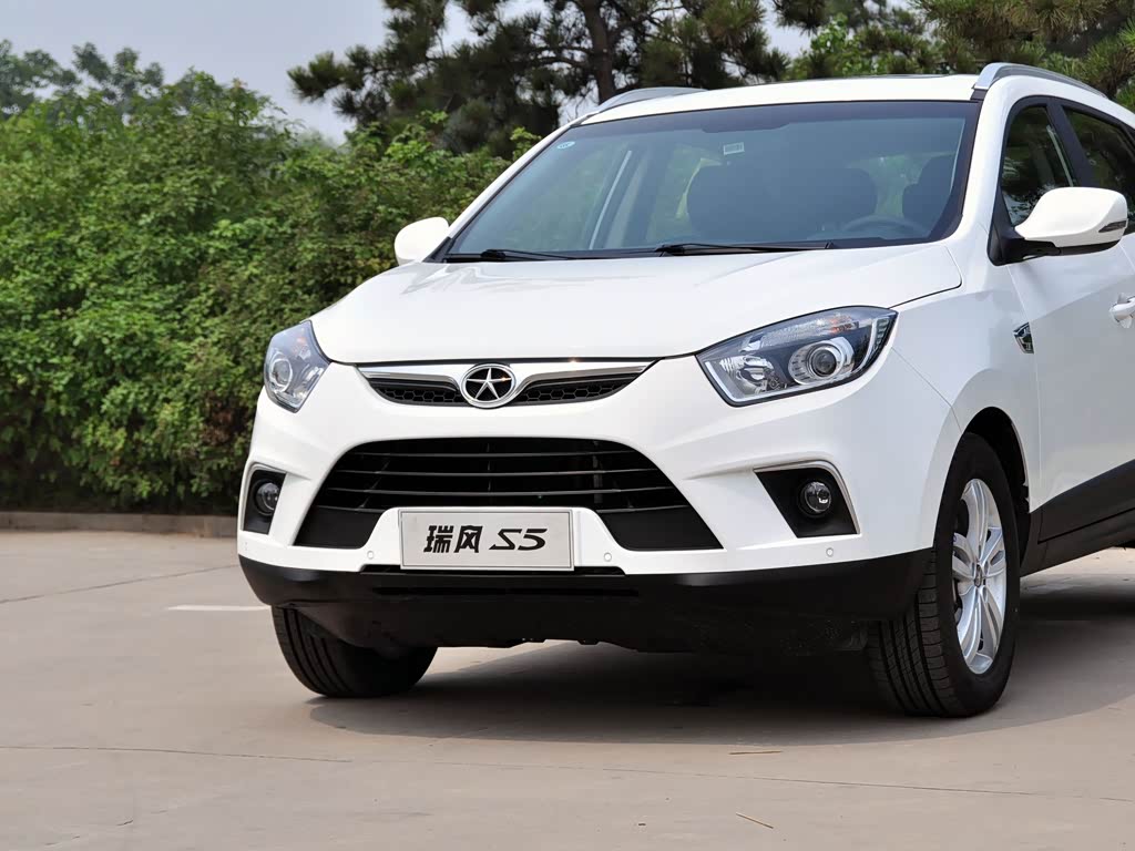 江淮汽车 瑞风s5 2013款 2.0t 手动尊享版