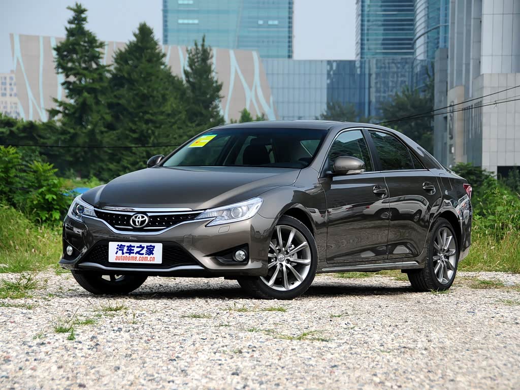 一汽丰田 锐志 2013款 2.5v 尚锐导航版