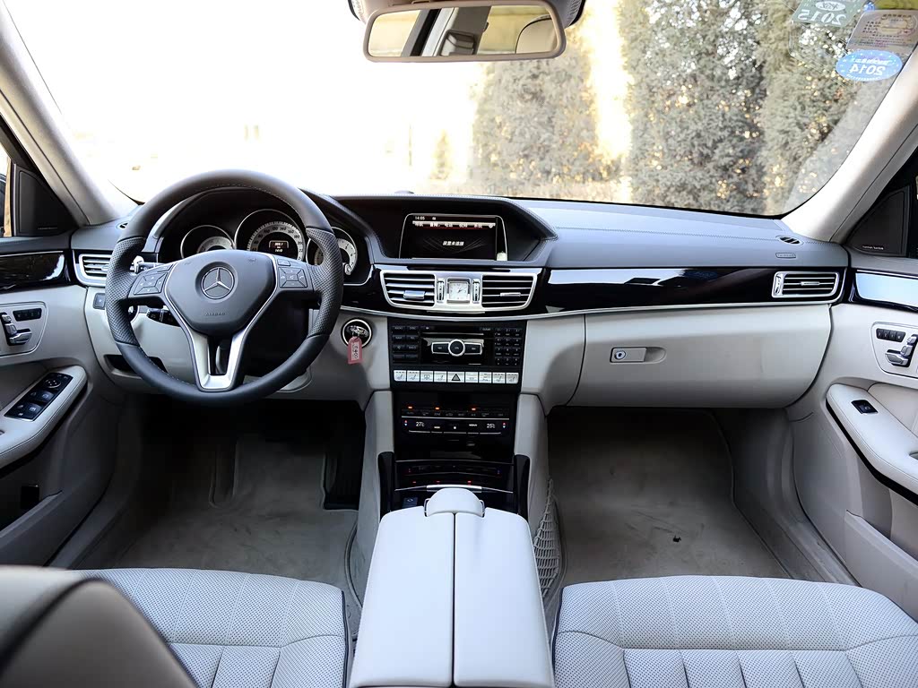 北京奔驰 奔驰e级 2014款 e 400 l 运动豪华型