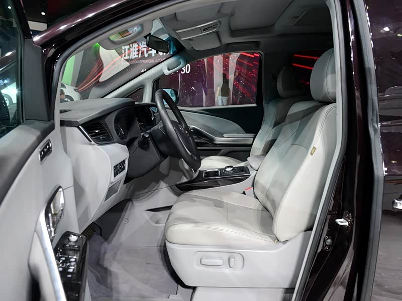 江淮汽车 瑞风m6 2013款 基本型