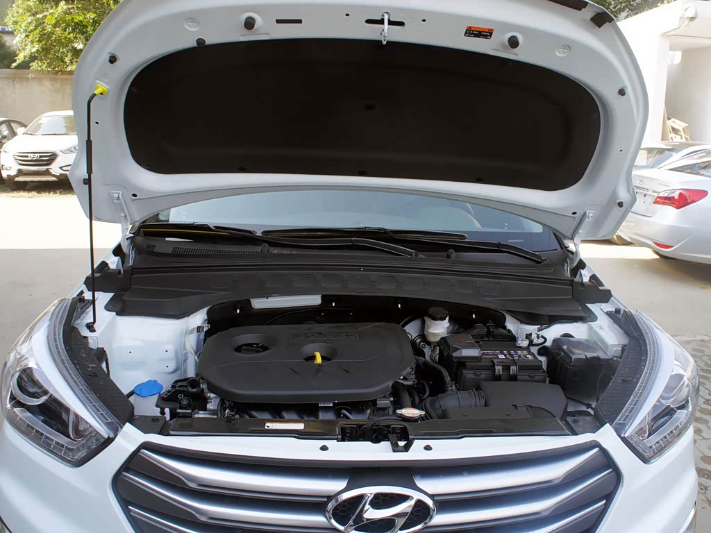 昂跑实体店北京 1024x0_q87_autohomecar__y_20141105153327434488511.jpg