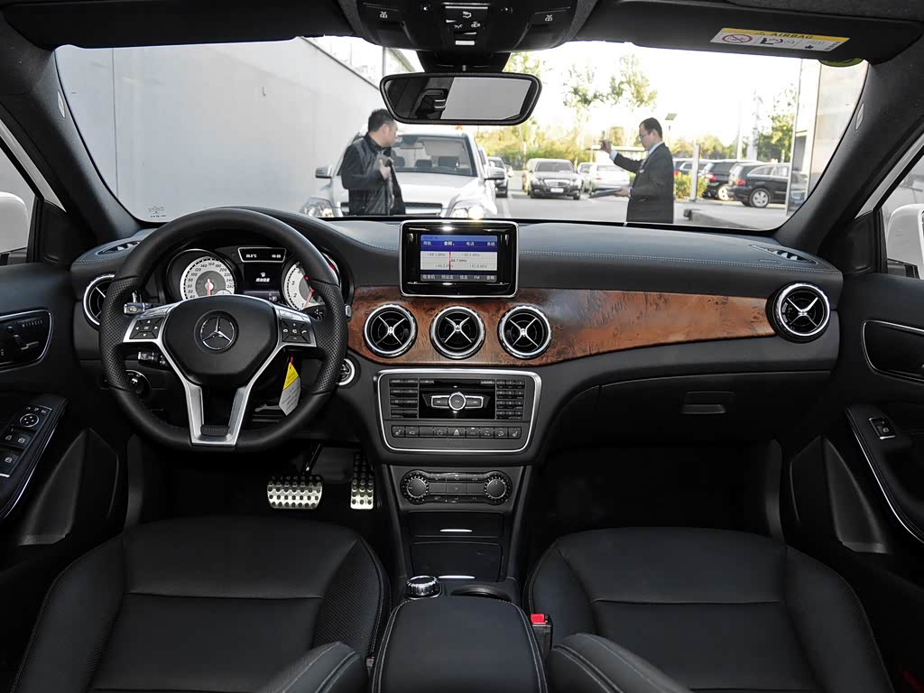 奔驰(进口) 奔驰gla(进口) 2015款 gla 260 4matic