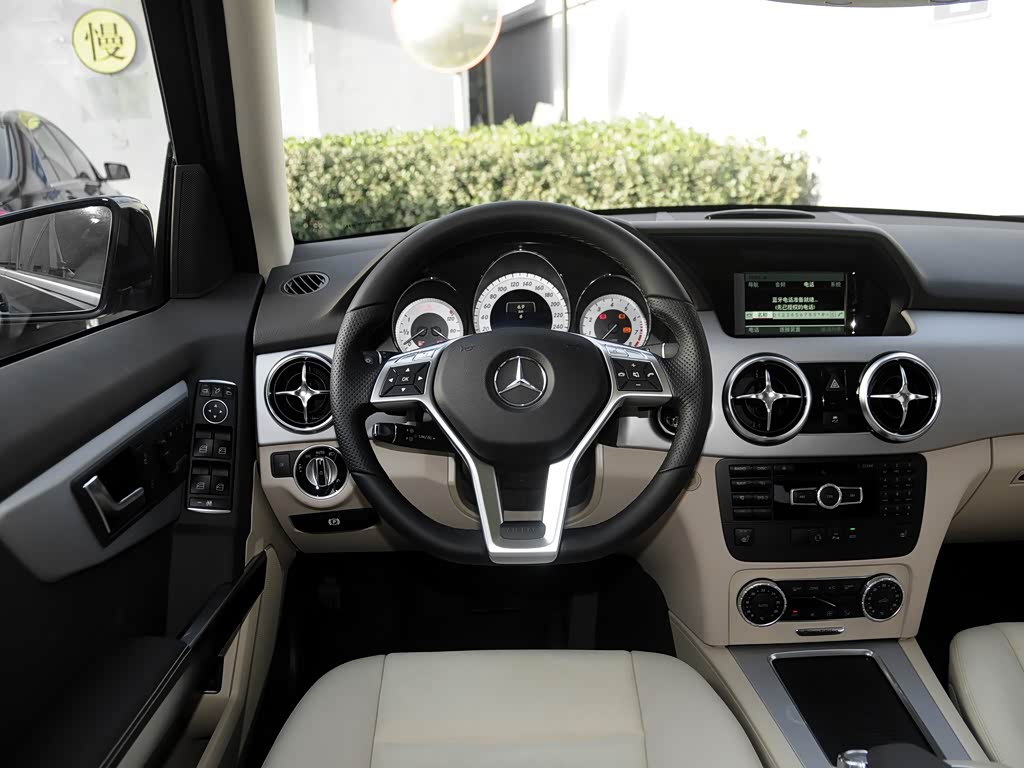 北京奔驰 奔驰glk级 2015款 glk 260 4matic 时尚型 极致版