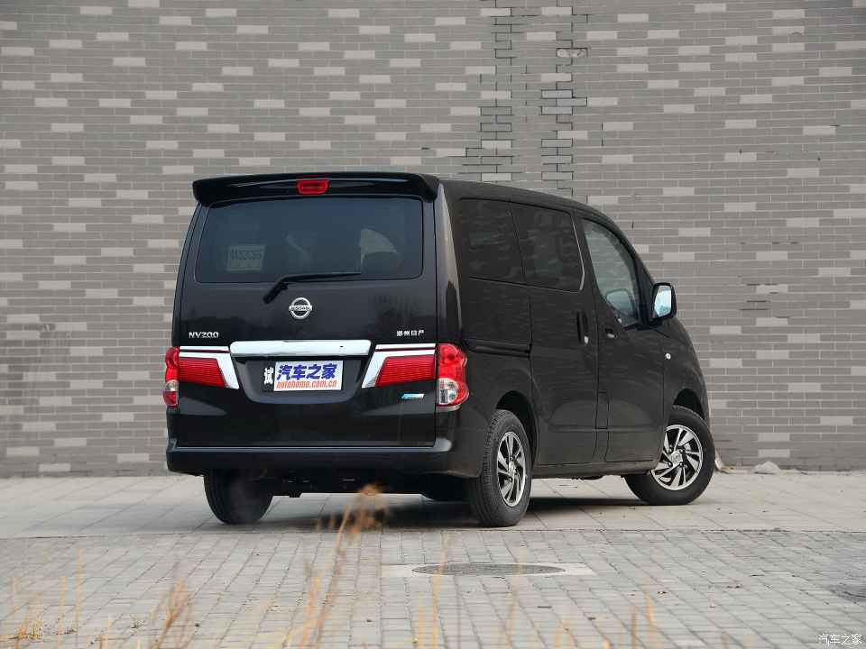 日產鄭州日產日產nv2002014款 1.6l cvt尊貴型