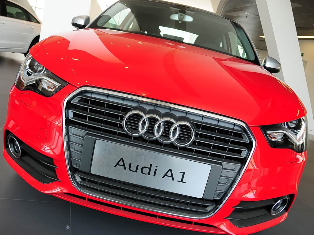 奥迪(进口) 奥迪a1 2014款 30 tfsi 舒适型