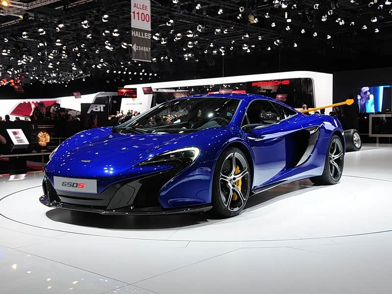 迈凯伦 迈凯伦650s 2014款 3.8t coupe 湛蓝色 中控方向盘