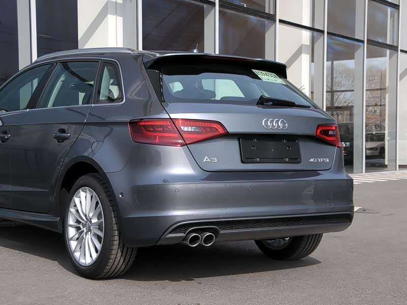 奥迪(进口) 奥迪a3(进口) 2014款 sportback 40 tfsi s line 豪华型