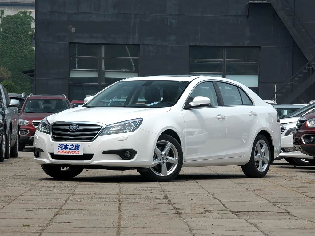 一汽奔腾 奔腾b90 2014款 2.0t 自动豪华型