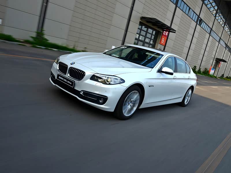 华晨宝马 宝马5系 2014款 528li xdrive豪华设计套装