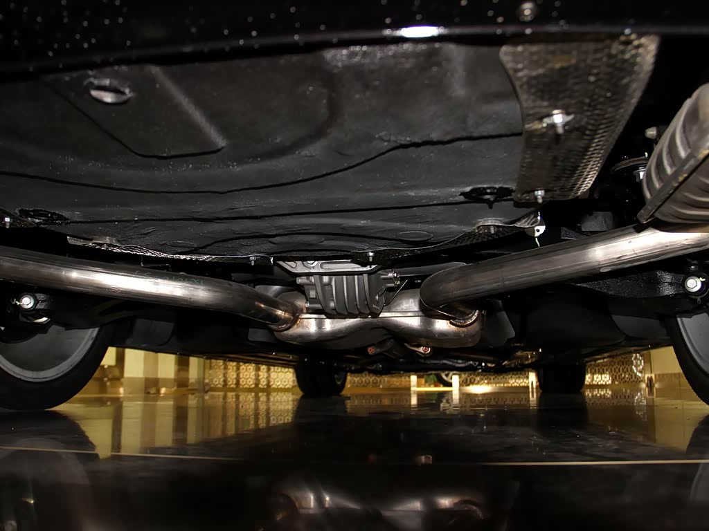 一汽红旗 红旗l5 2014款 6.0l 帜尊版