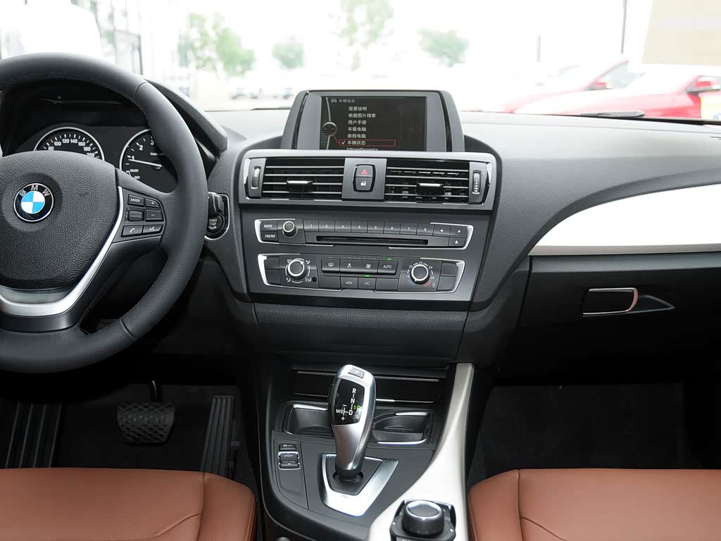 宝马(进口) 宝马2系 2014款 220i 领先型 中控方向盘 已经是最后一张