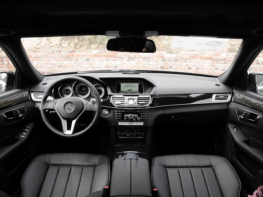 北京奔驰 奔驰e级 2015款 e 260 l 运动时尚型